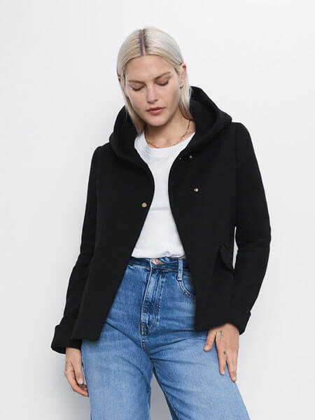 women-1f28a5f5eaa21d5b35950525372800a3a662d5fe5365d024645db8782f31a7ca